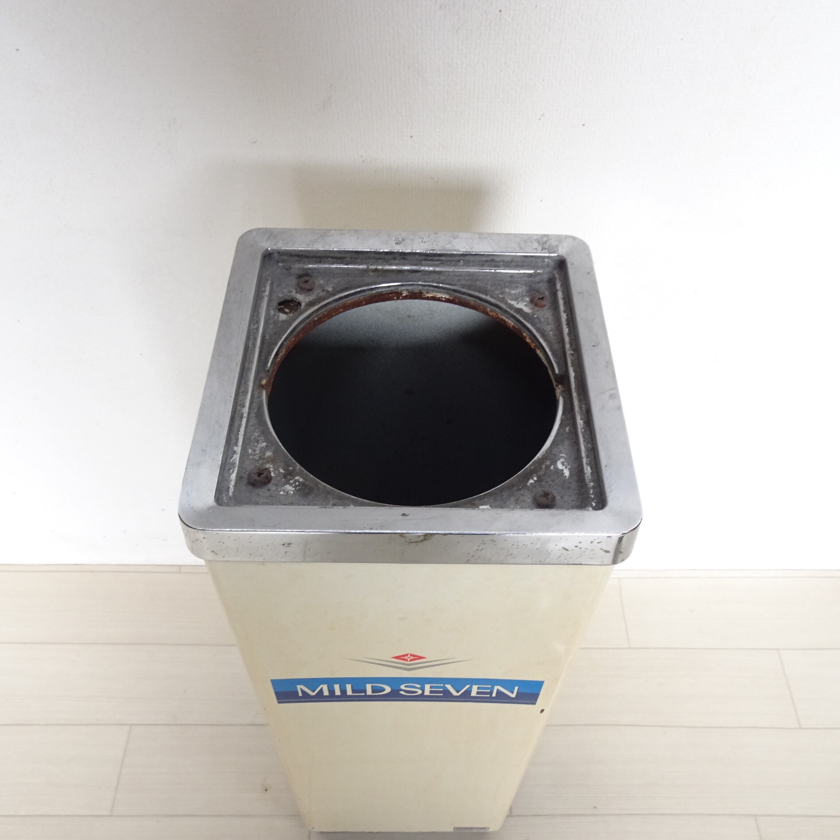 マイルドセブンの灰皿です マイルドセブン 灰皿 - メルカリ