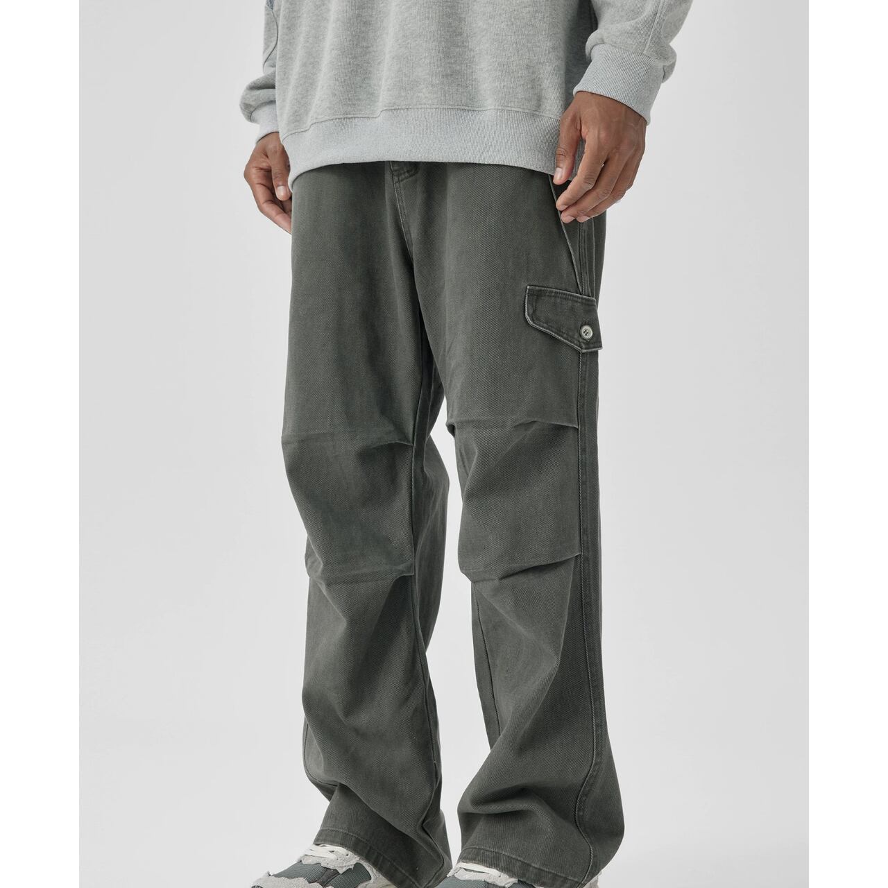 カーゴポケット付き ワイドレッグ バギーパンツ 00149