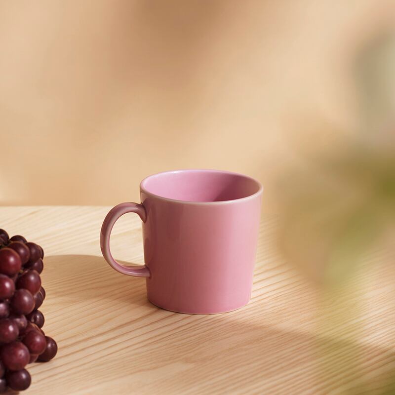  ティーマ　ボウル　マグカップ　プレート　ローズ 3点食器セット Amazon.co.jp: iittala(イッタラ) 【正規輸入品】 イッタラ
