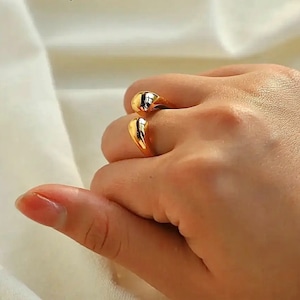 Plump & Face-off Asymmetry Ring / 金属アレルギー対応