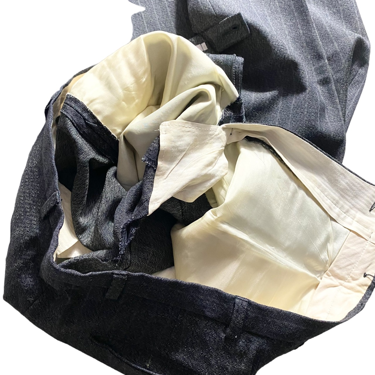 vintage GIORGIO ARMANI × SAKS FIFTH AVENUE suite set-up