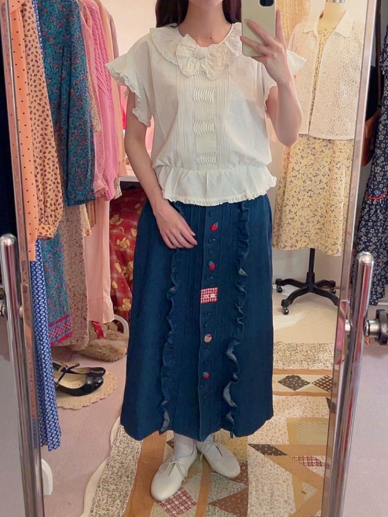 INGEBORG / frill collar ribbon blouse