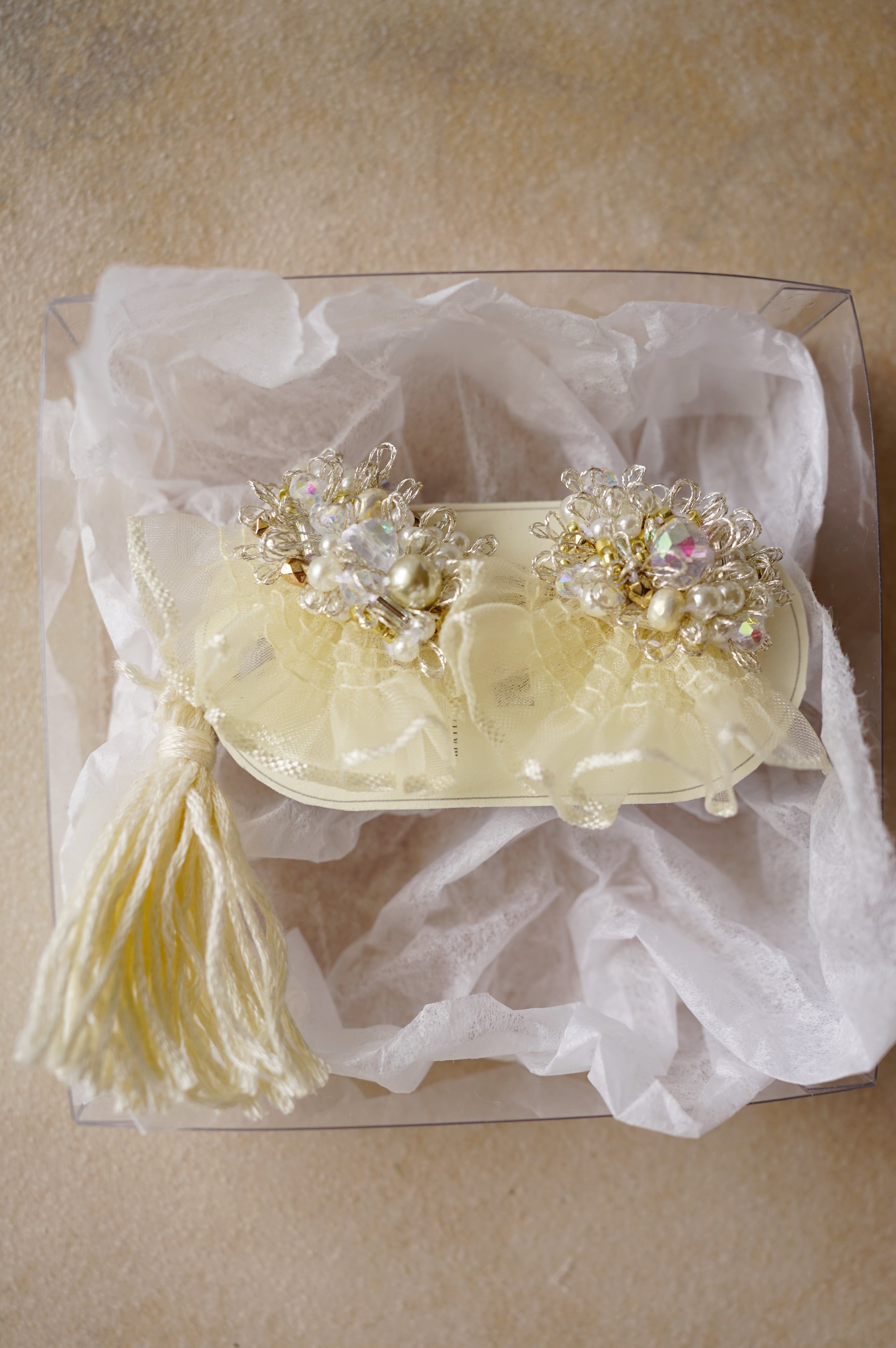 short lace white/ ピアス