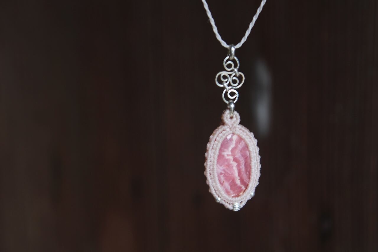 Rhodochrosite silver925 wirework micro macrame pendant