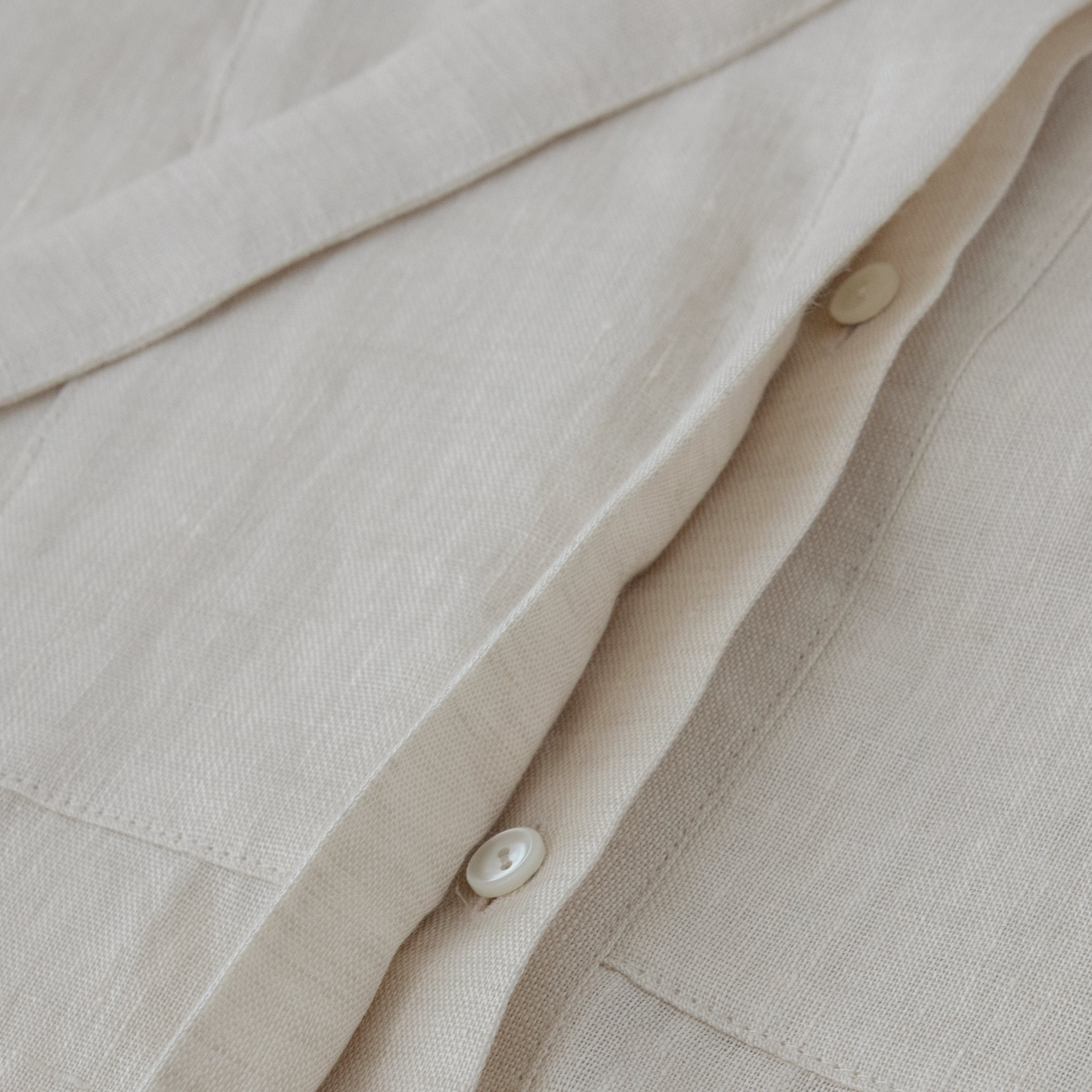 new：bow collar shirt／light weight linen〈almond beige〉 | SALUÉ
