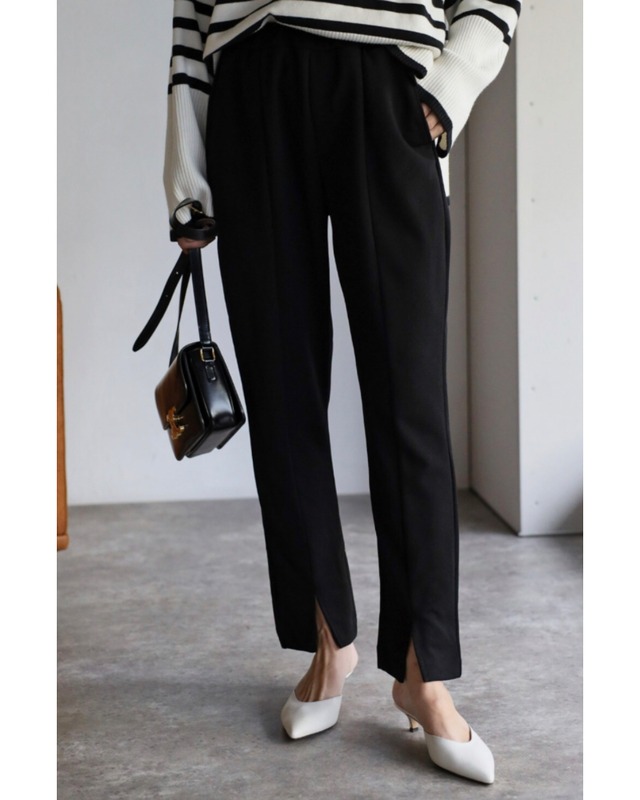 フロントスリットテーパードパンツ