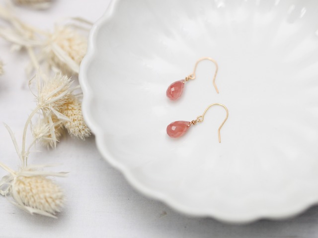 K18ロードクロサイト（インカローズ）ピアス | Jadis Jewelry 〜K18と 