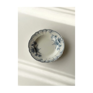 Saint amand サンタマン / “REGENCE” レリーフの美しい深皿プレート b