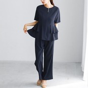 【SALE 20％OFF】【 ラクしてきれい見え 】 トロシーナ・セットアップ［ペプラムブラウス＋ワイドストレートパンツ］（776238）