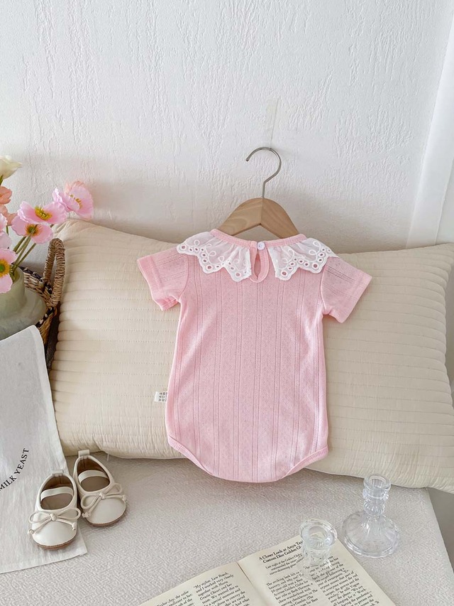 【BABY】フラワーレースフリル襟半袖リブロンパース - 14