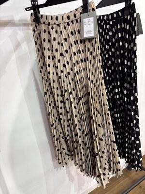 p riority  ドットプリーツパンツ　10170