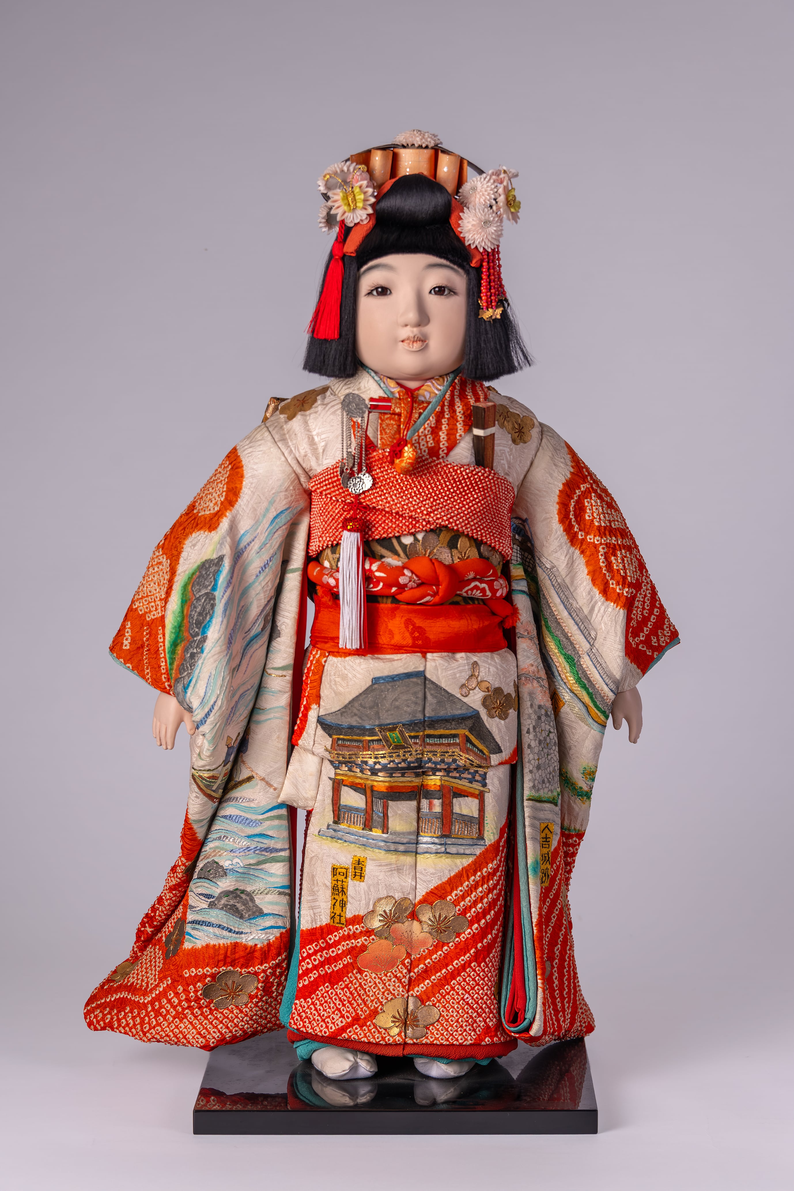 阿部肥 作「市松人形 ひとよしちゃん」｜2004年制作｜人吉名所図絵振袖