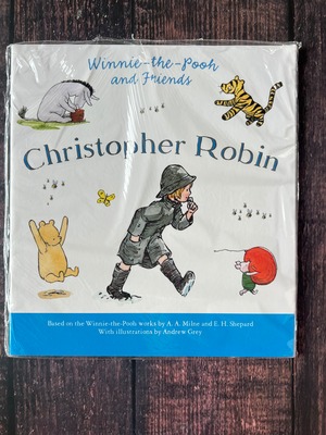 【英語絵本】Winnie the Pooh and Friends - Christopher Robin