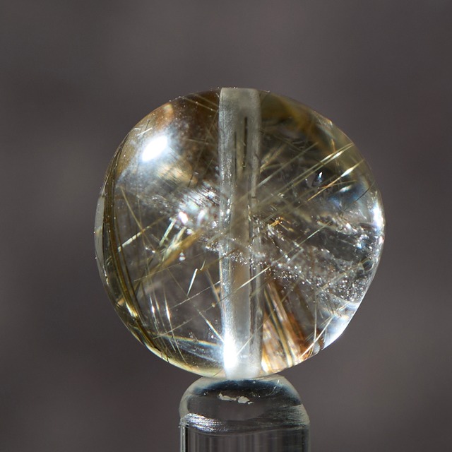 【白銀を穿つ針の砦】ブラジル産 シルバールチルクォーツ Type-A (AA／13.9mm) ビーズ／現品一点売り