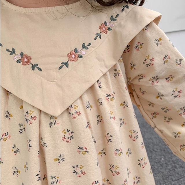 triangle collar floral onepiece