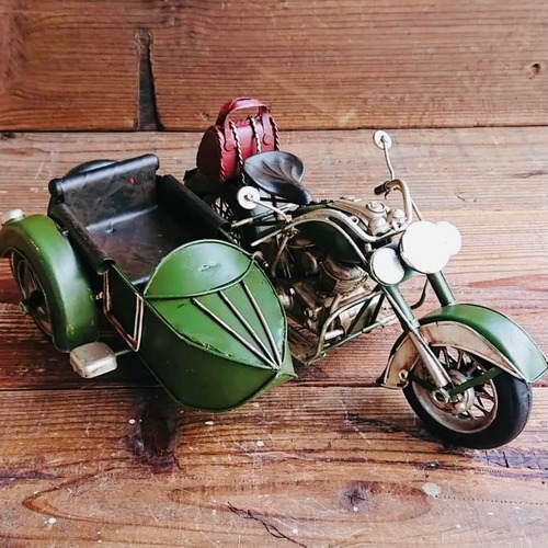 ブリキ　サイドカー