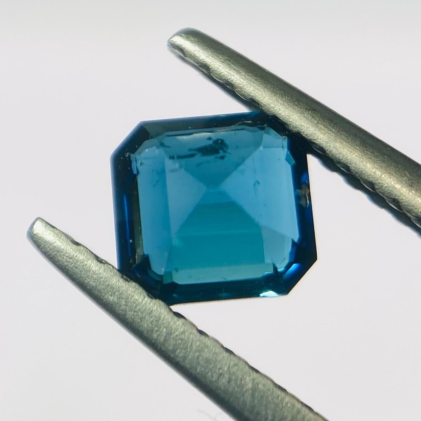 特別なブルー トルマリン1