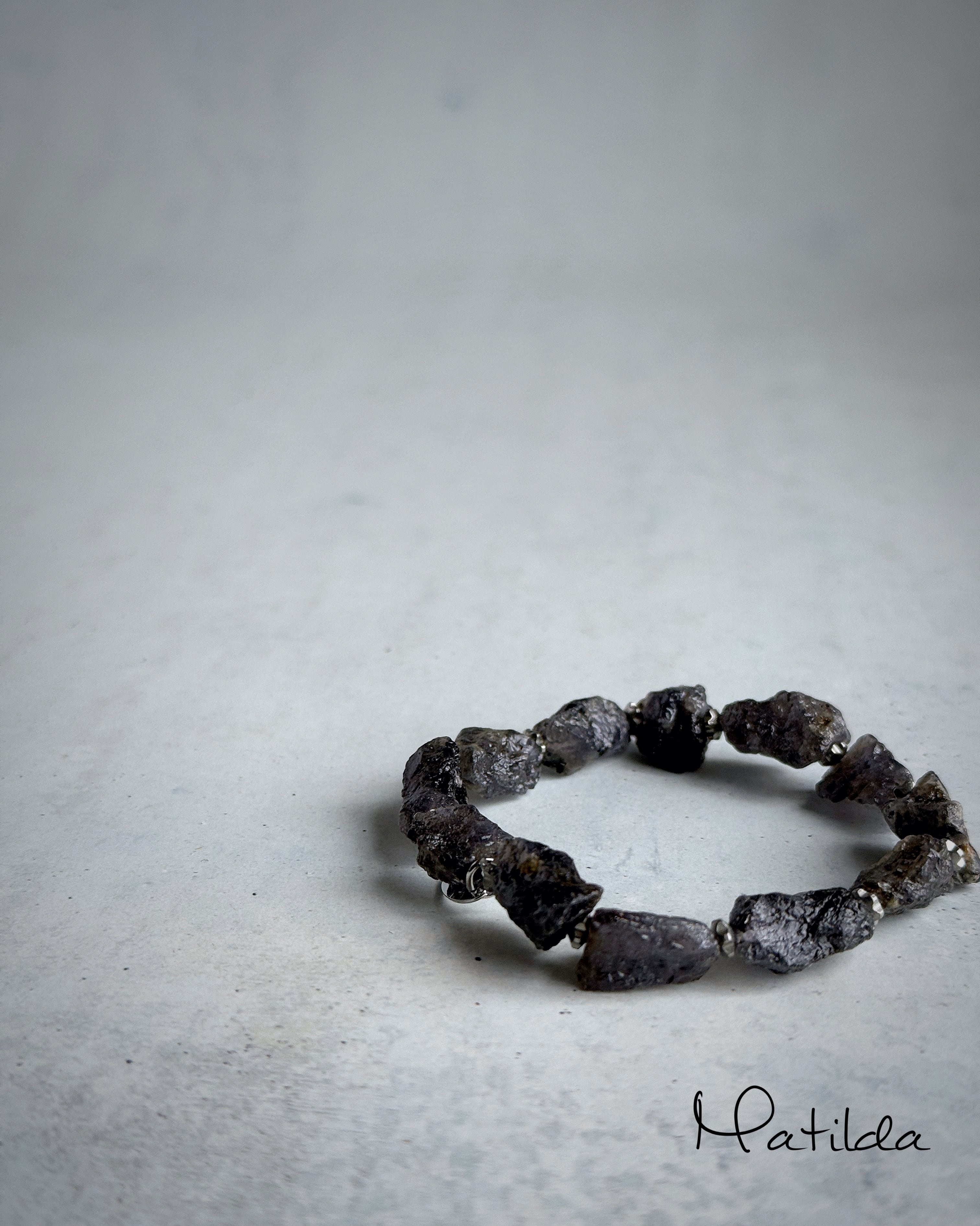 rough rock bracelet(アイオライト)