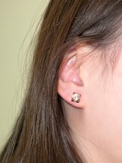 Cubic zirconia pierce