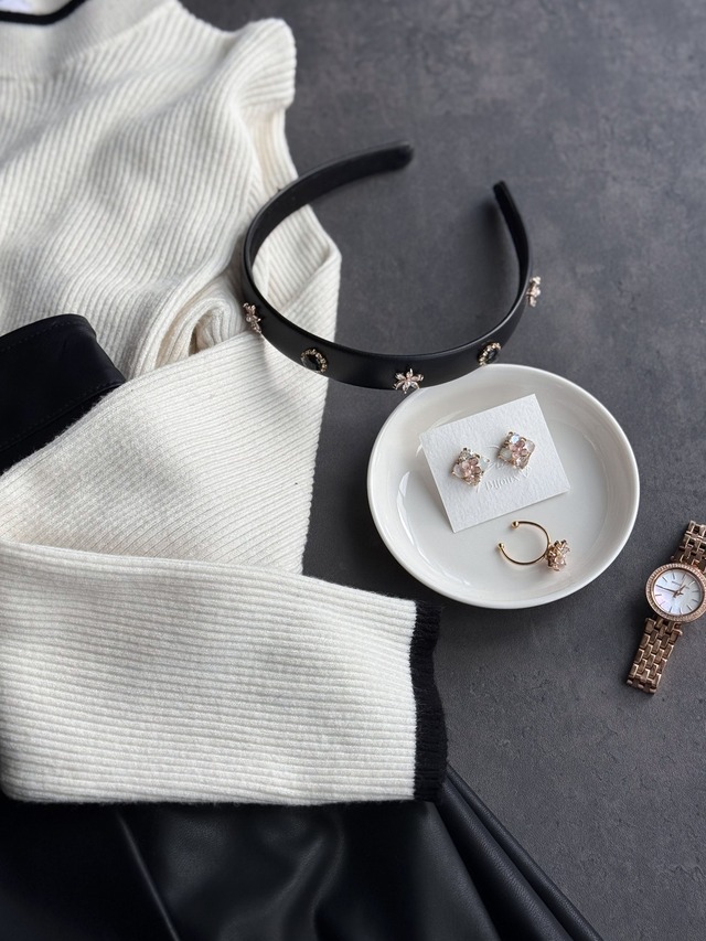 レザー×ビジュー カチューシャ