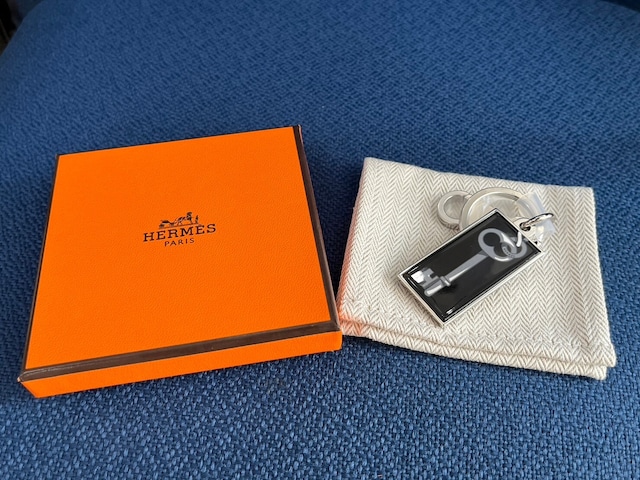 HERMES ILLUSION KEY RING BLACK 57700