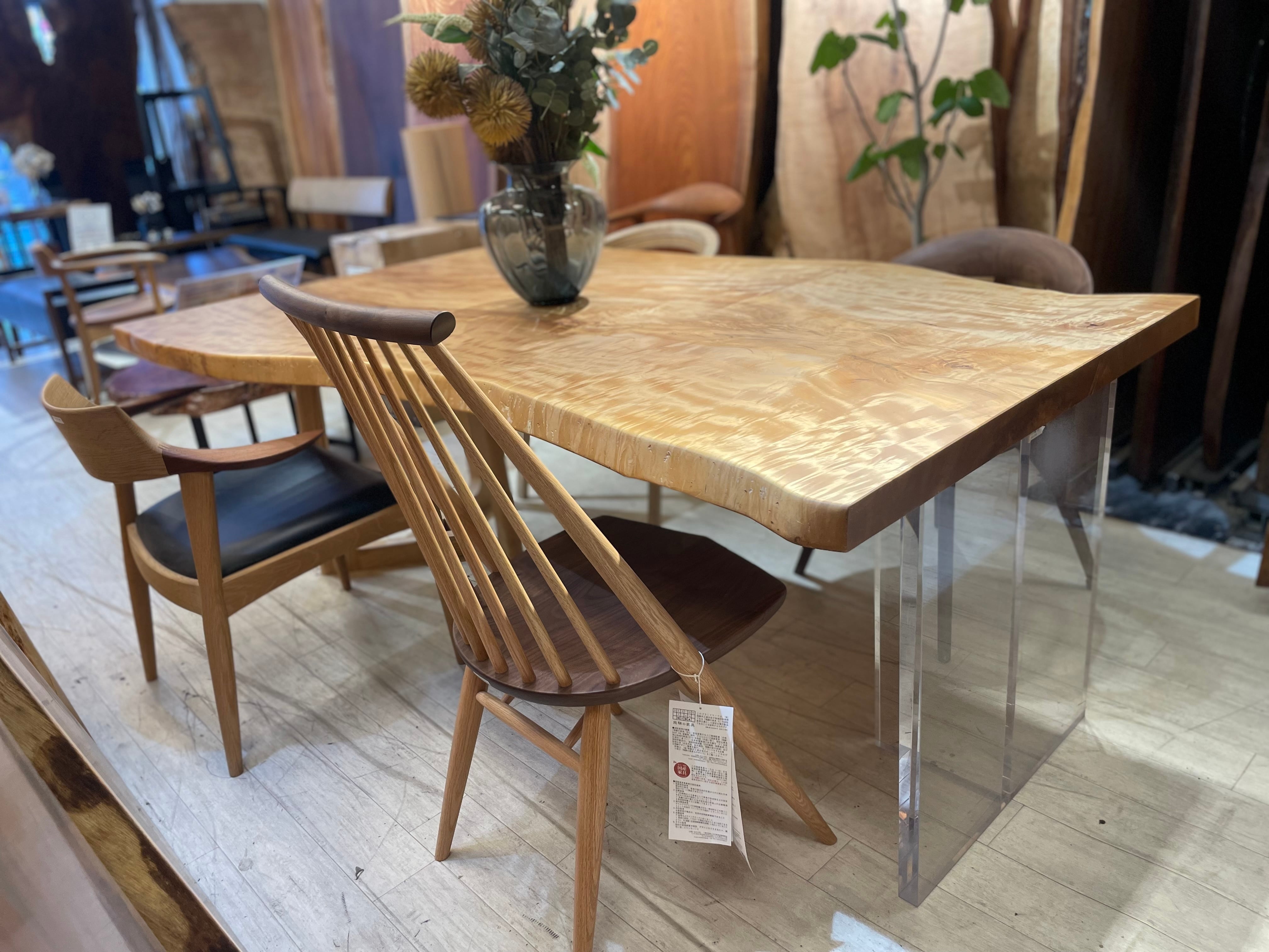 栃（トチ）_1890×1125-910×56_浅草本店_テーブル天板/一枚板 232124