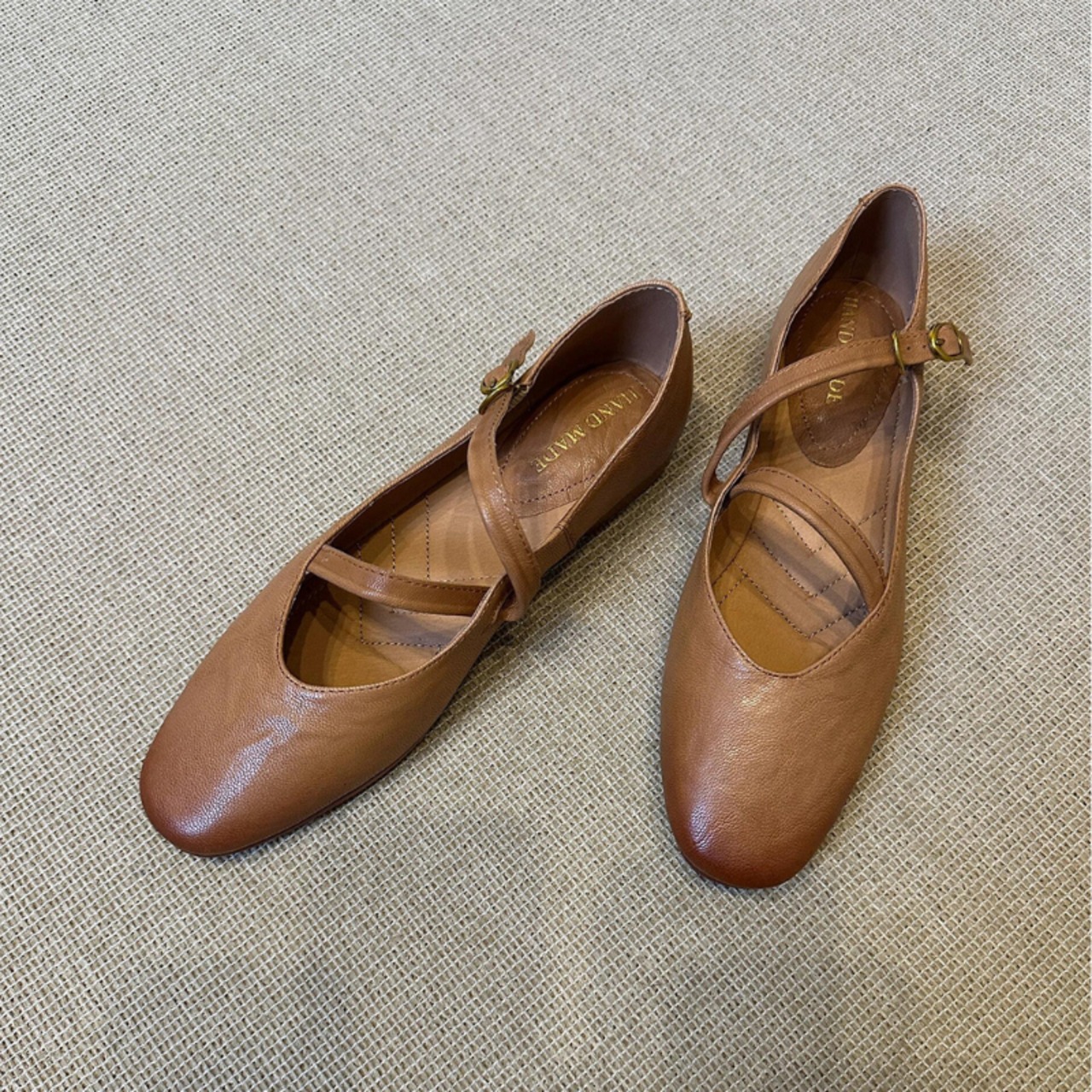 斜めストラップデザインフラットシューズ W10355