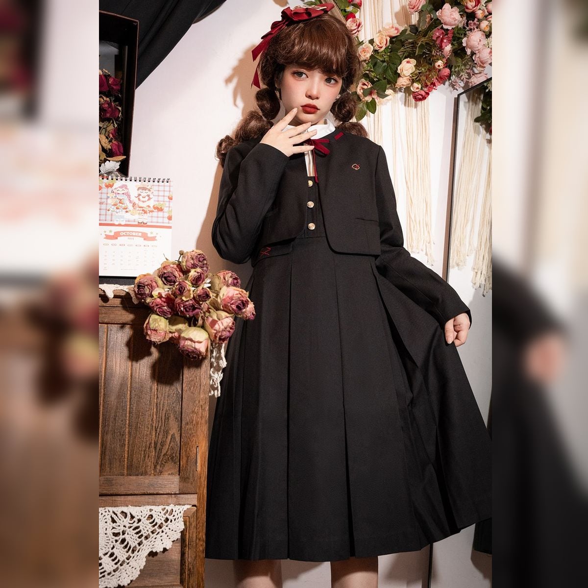 黒曜の礼拝・ボレロ付きクラシカル制服ワンピース：ジャケット