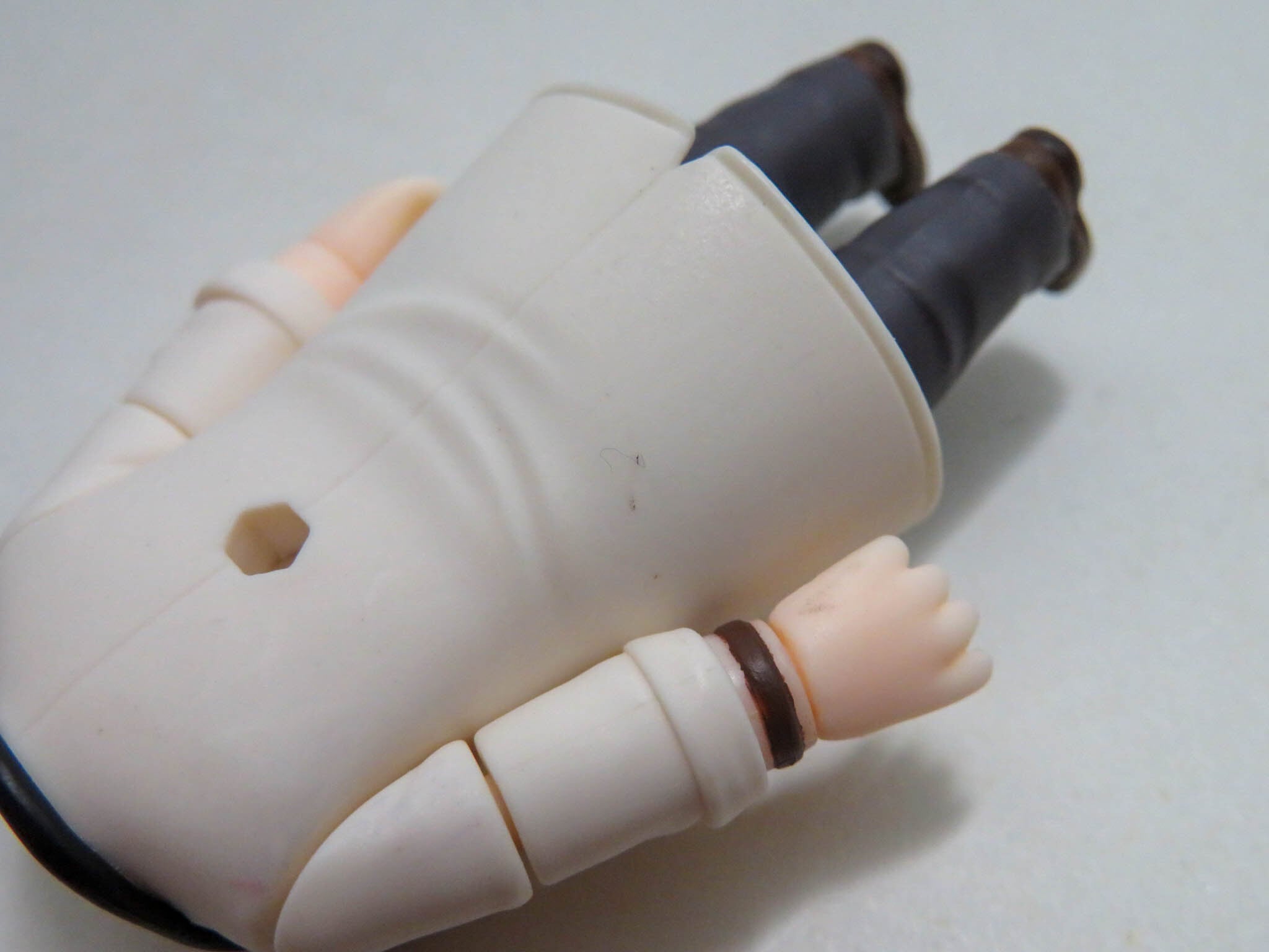 再入荷（A−ランク）【2289】 Adjudicator 体パーツ 白衣
