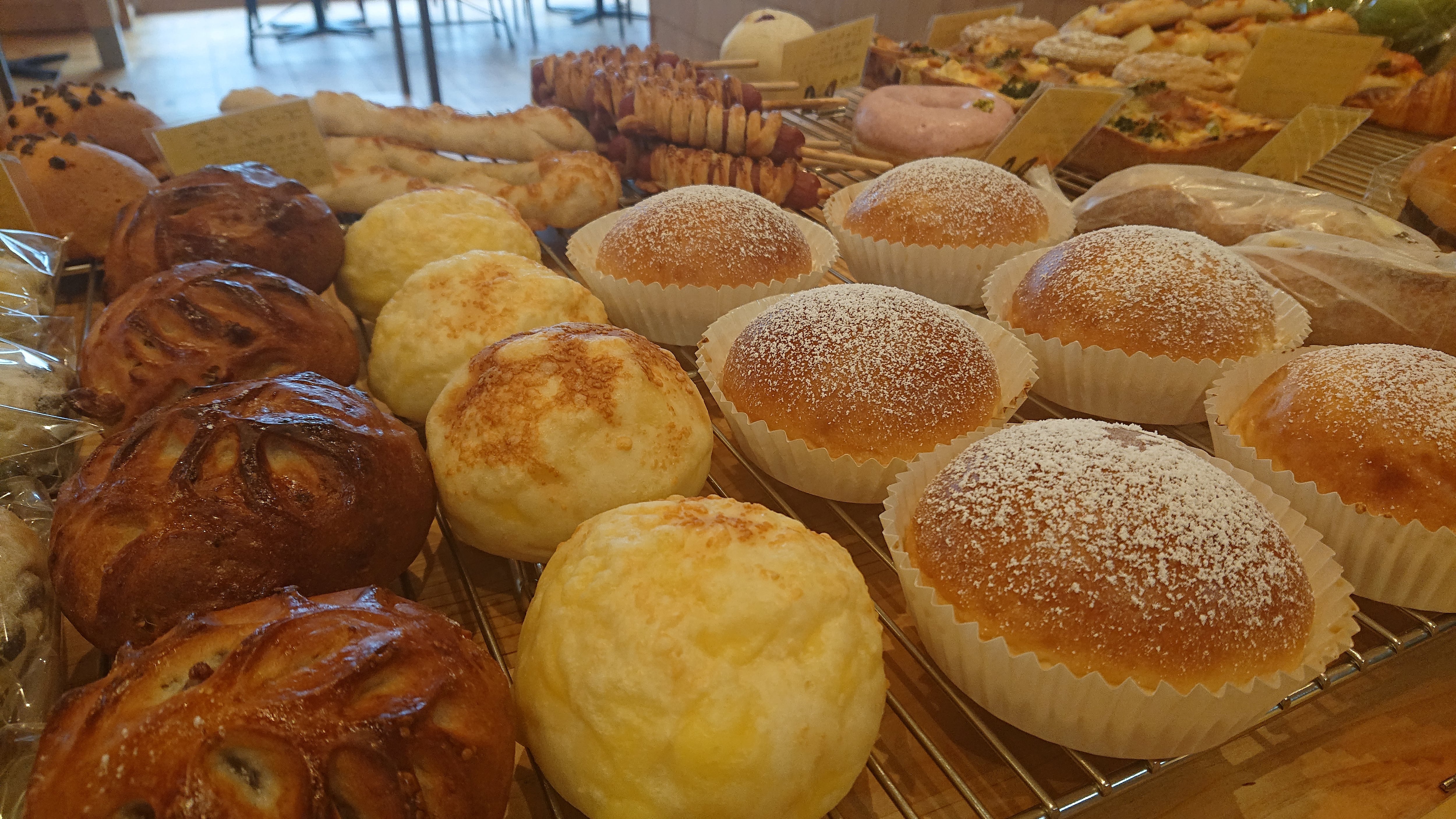 ちーずぱん ♡ ちーずぱん 3個入り | NOTOHIBAKARABAKERY