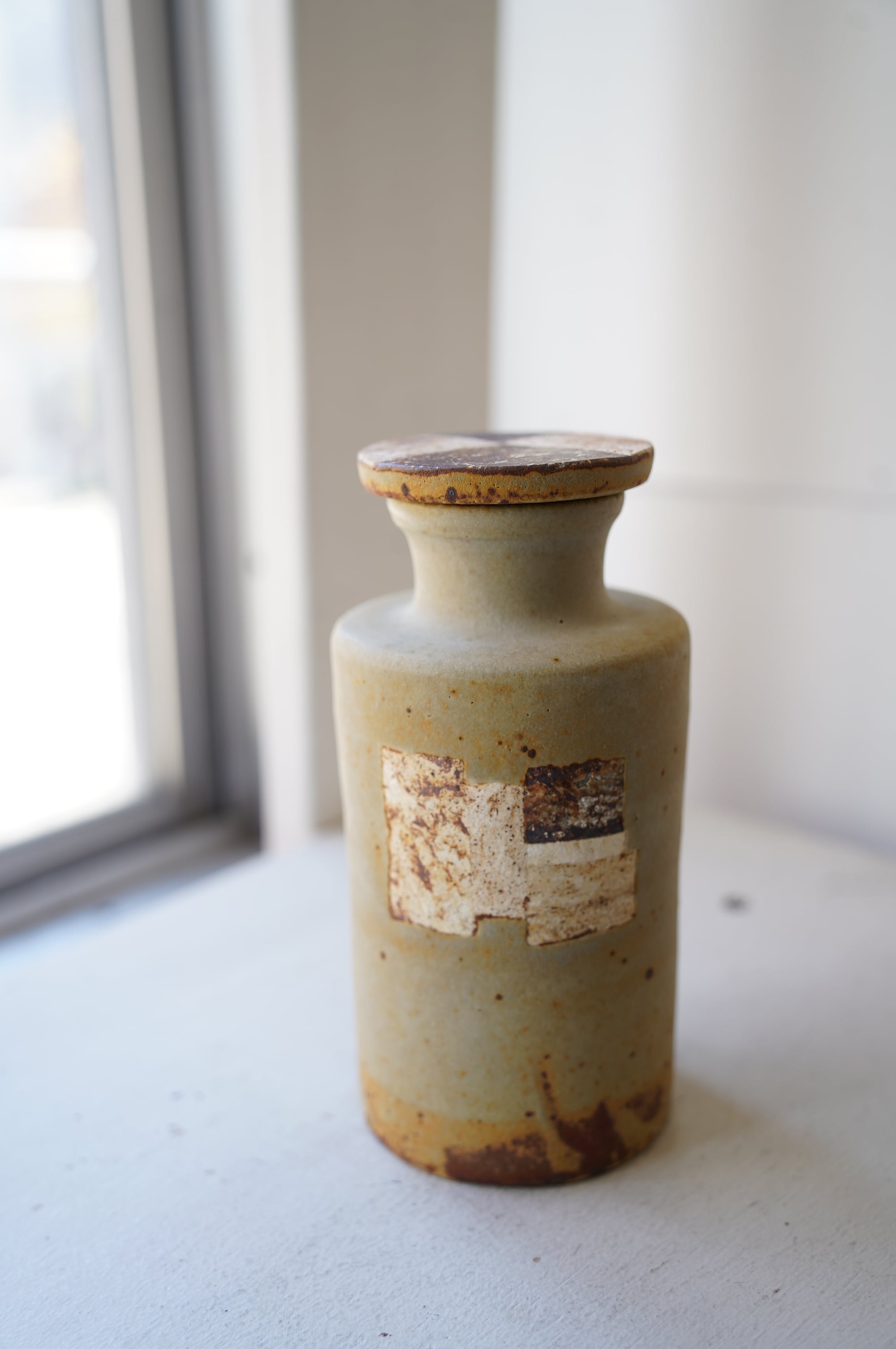 鉛筆アート「薔薇と二枚貝と陶器の湯呑」1点物、真筆 鉛筆アート「薔薇と二枚貝と陶器の湯呑」1点物、真筆 鉛筆アート薔薇