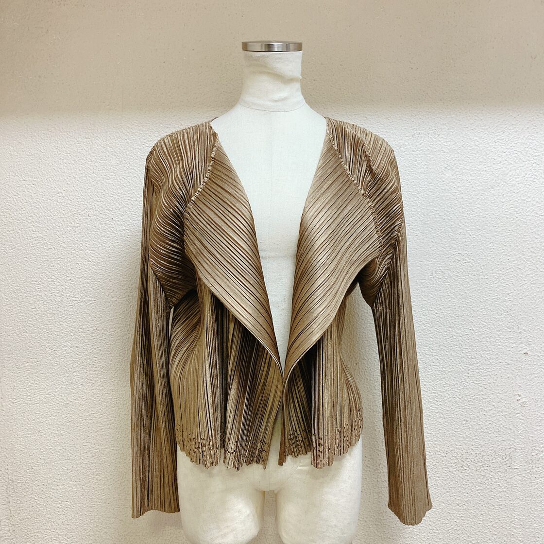 プリーツプリーズカーディガン 旧い