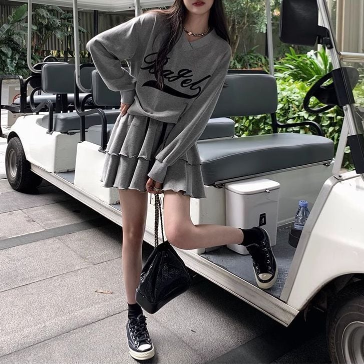 2カラー セットアップ 上下セット Vネック ロゴ トレーナー ティアード