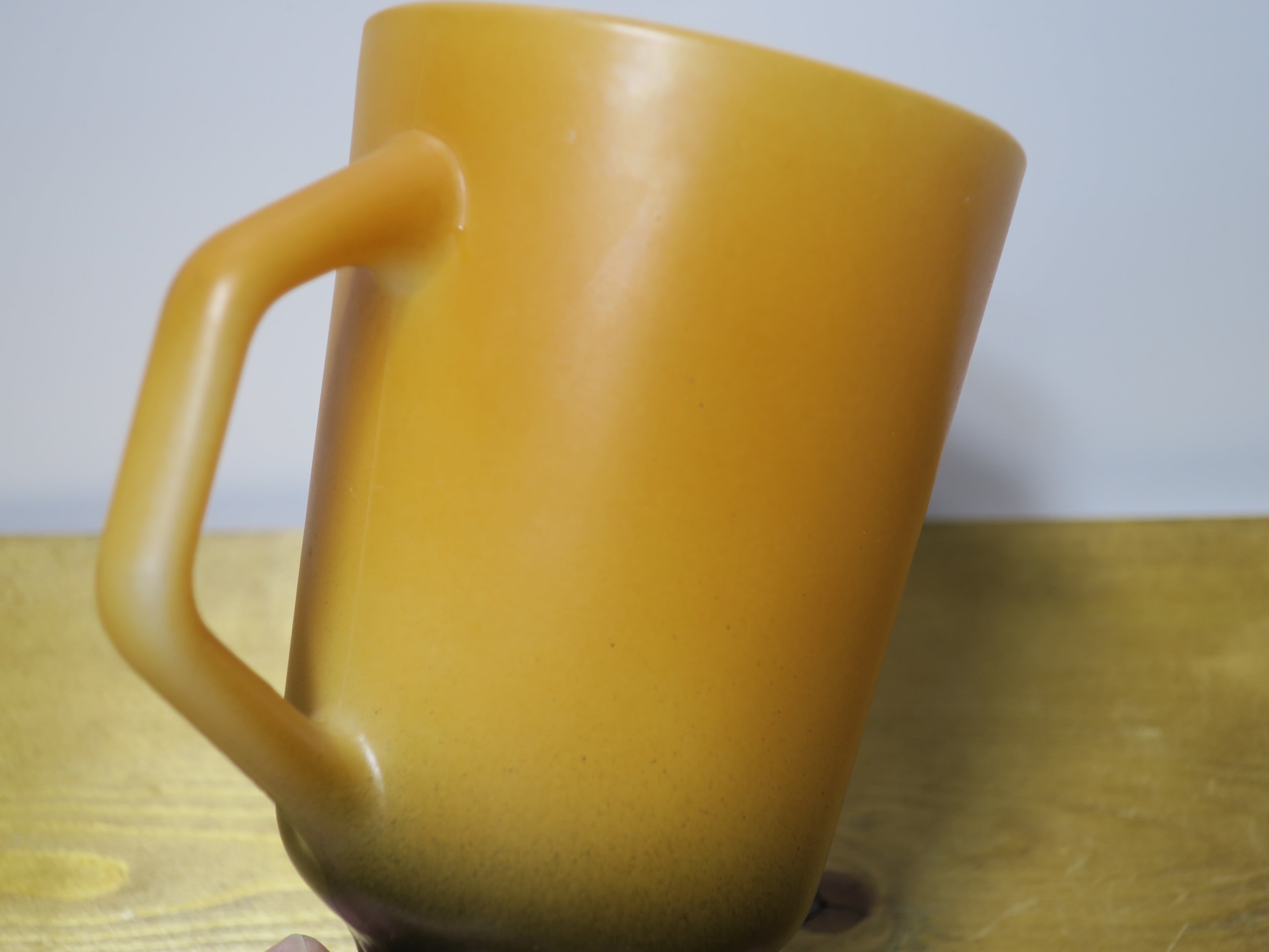 Fire King ファイヤーキング フッテッドマグ 黄土/黒 | cellumama