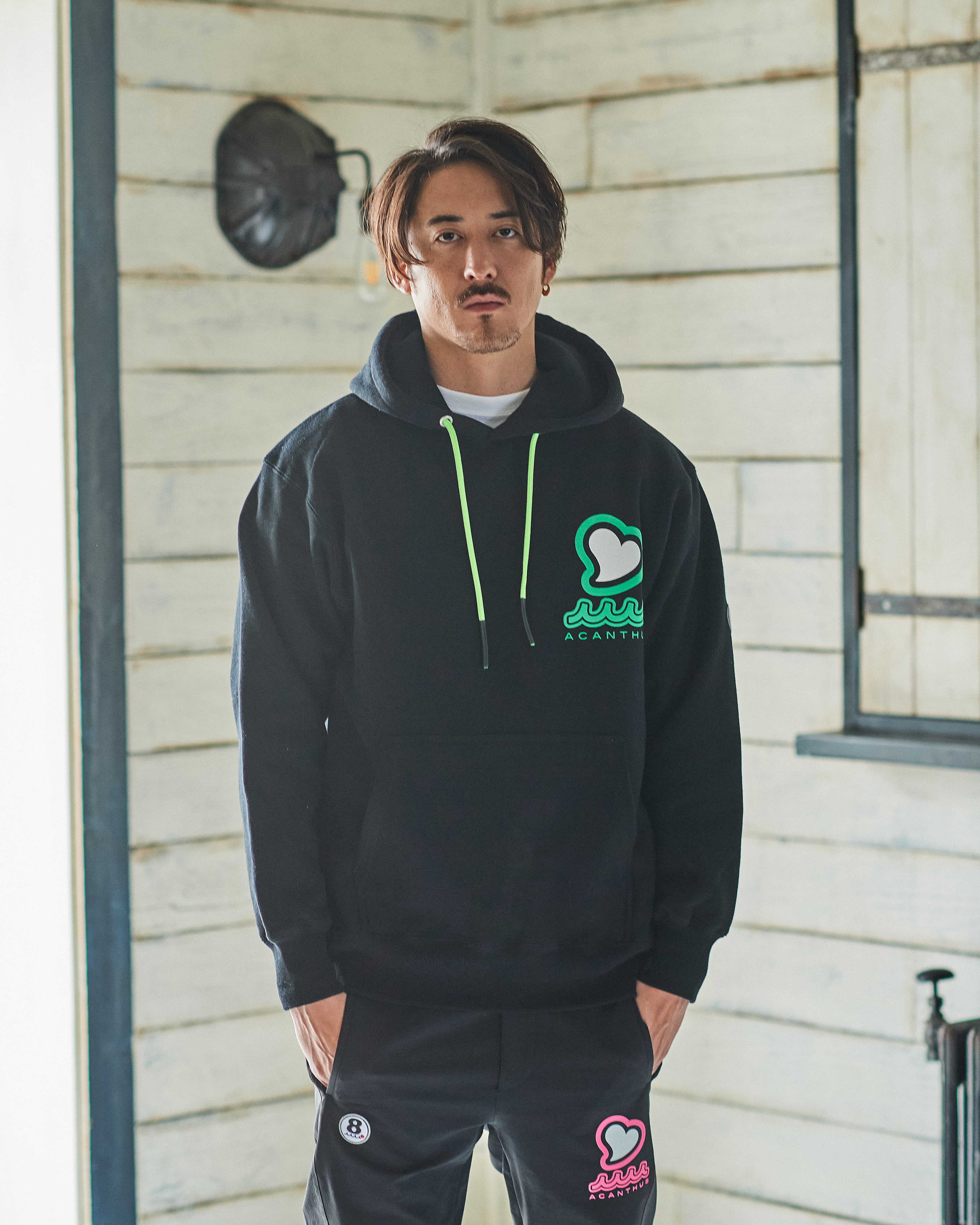 すぐ届く【muta】MARINE × ACANTHUS sweet muta パーカー 予約販売9月下旬～10月中旬入荷】muta MARINE × ACANTHUS sweet