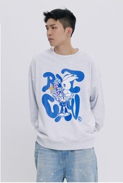 ROMANTICBUNNYCREWNECK_ LIGHT GREY