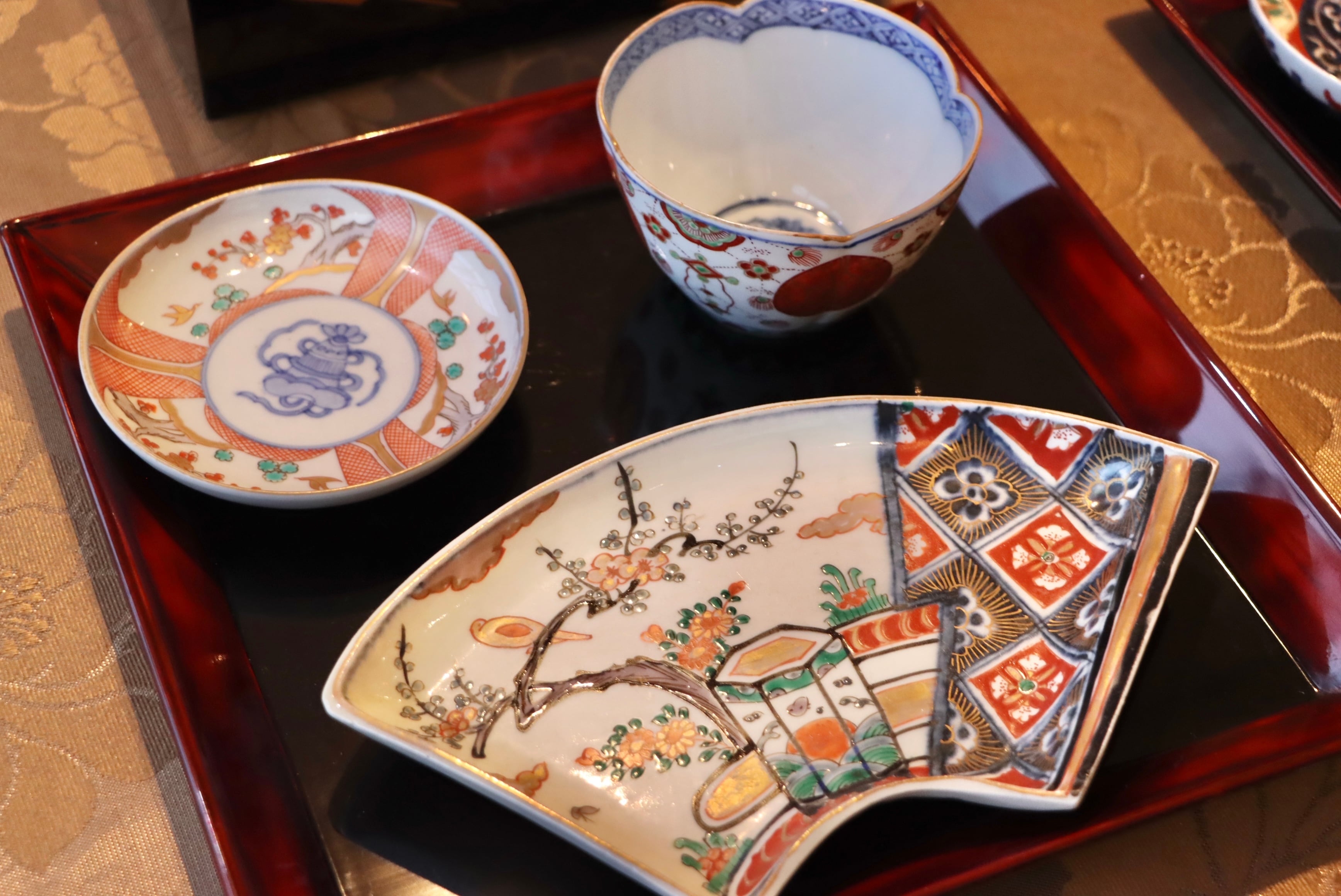扇形皿 九谷焼 色絵 花鳥文 | (有)新原美術