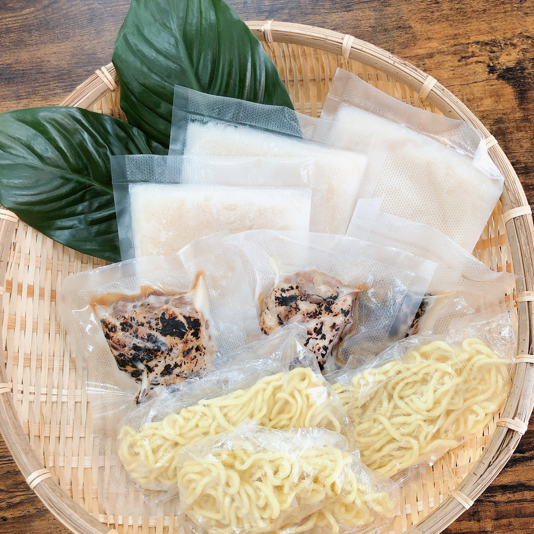 炙り軟骨ソーキそば3食セット | nakazaya