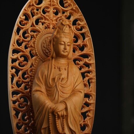 透かし背景 数珠 観音像 観音菩薩 立像 木彫り 仏像 置物 仏壇仏像