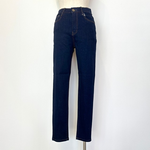 Praia スキニーデニム【LERK-25111】