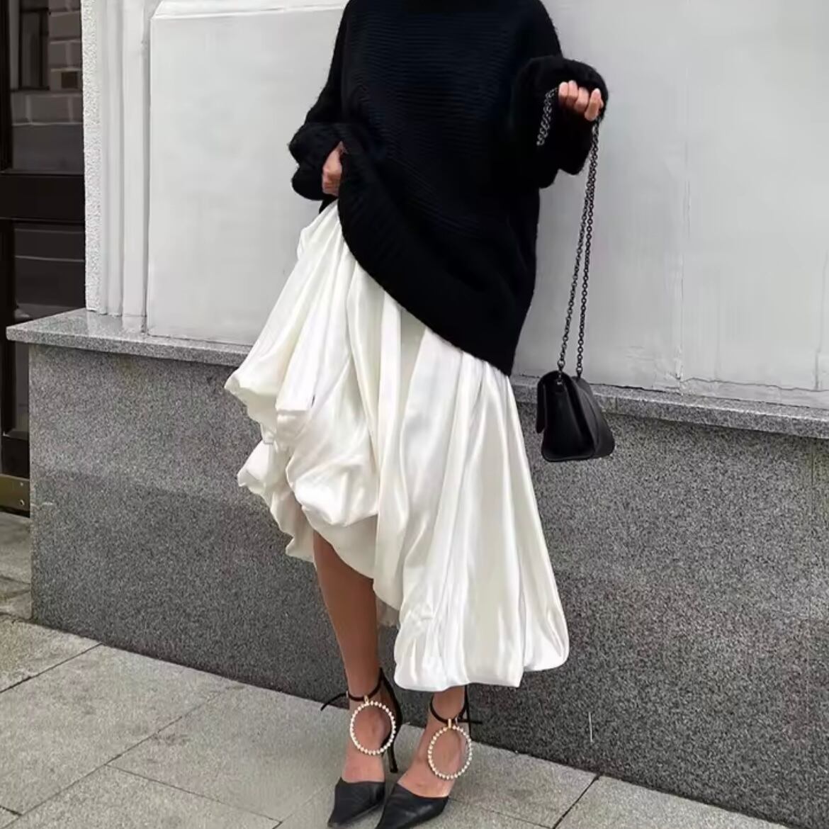 gloss satin ballon skirt