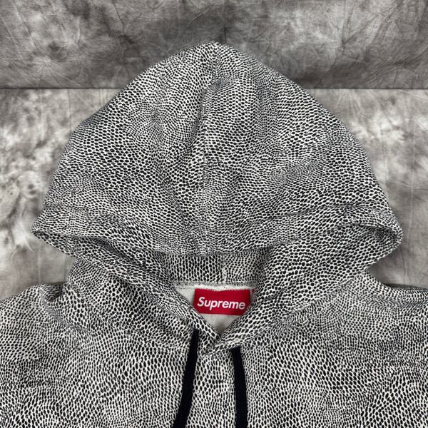 シュプリーム スモールボックスロゴ パーカー 25ss スネーク Supreme/シュプリーム 【25SS】 Small Box Hooded Sweatshirt