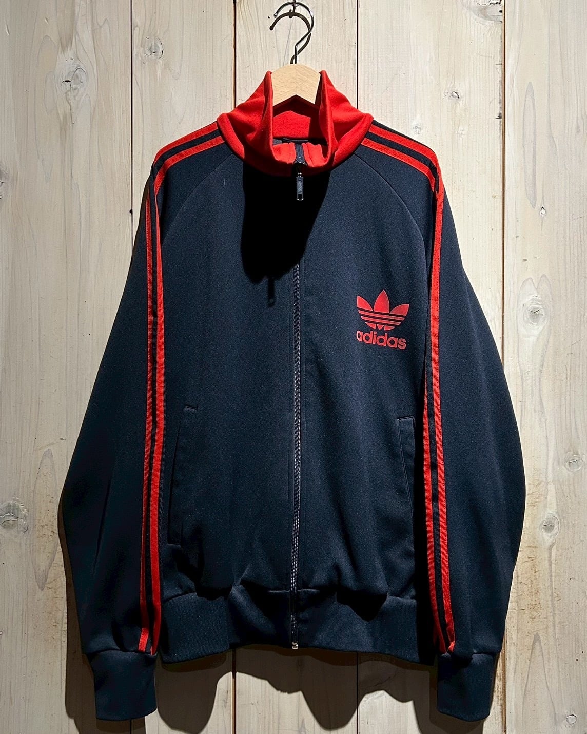 a.k.a.C.a.k.a vintage】“OLD adidas” Navy × Red Track Jacket | Caka