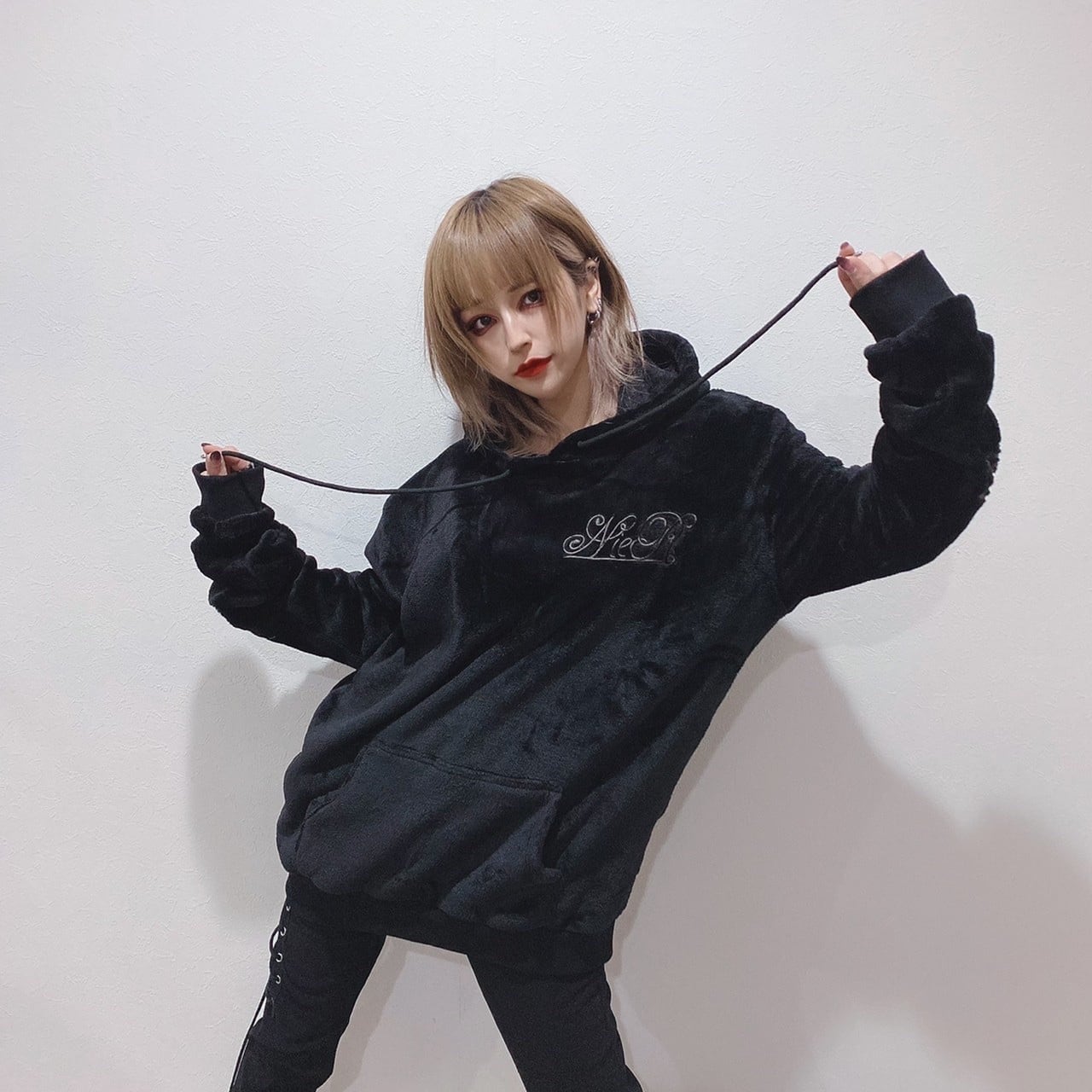 NieRふわもこBLACK ANGEL PARKA 【うさ耳付き】 | NIER CLOTHING powered by BASE