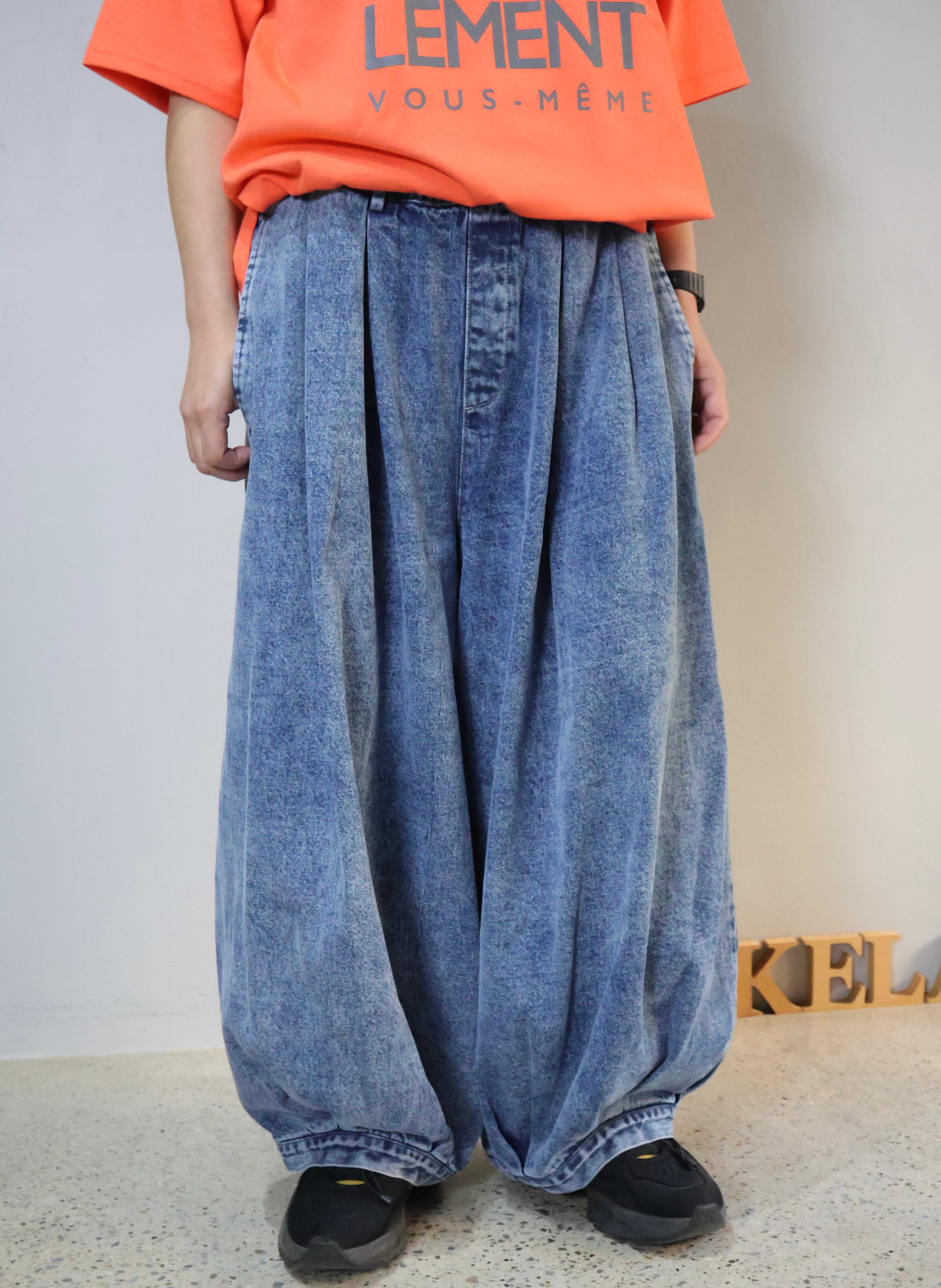 デニムケミカル加工タックワイドパンツ【12503-192-20】2025SS