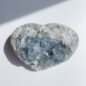 セレスタイト ハート型16♡Celestite♡天然石・原石・パワーストーン