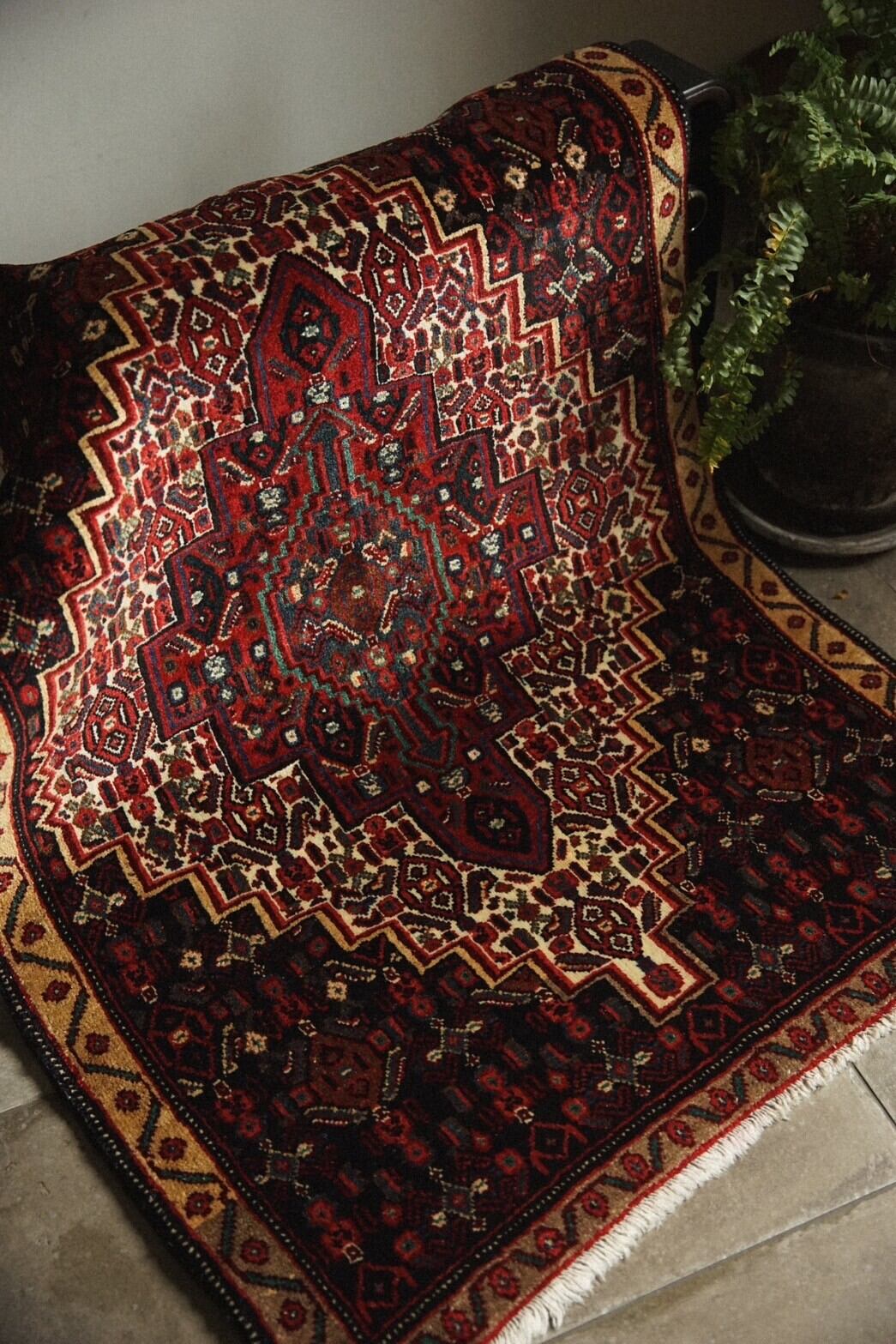 1202-VIntage Percian Sene rug