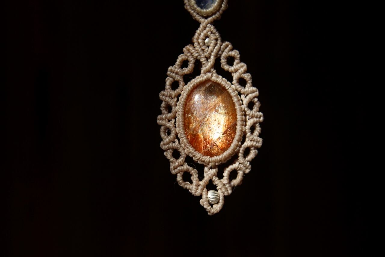 Sunstone  & Rainbow moonstone micro macrame pendant