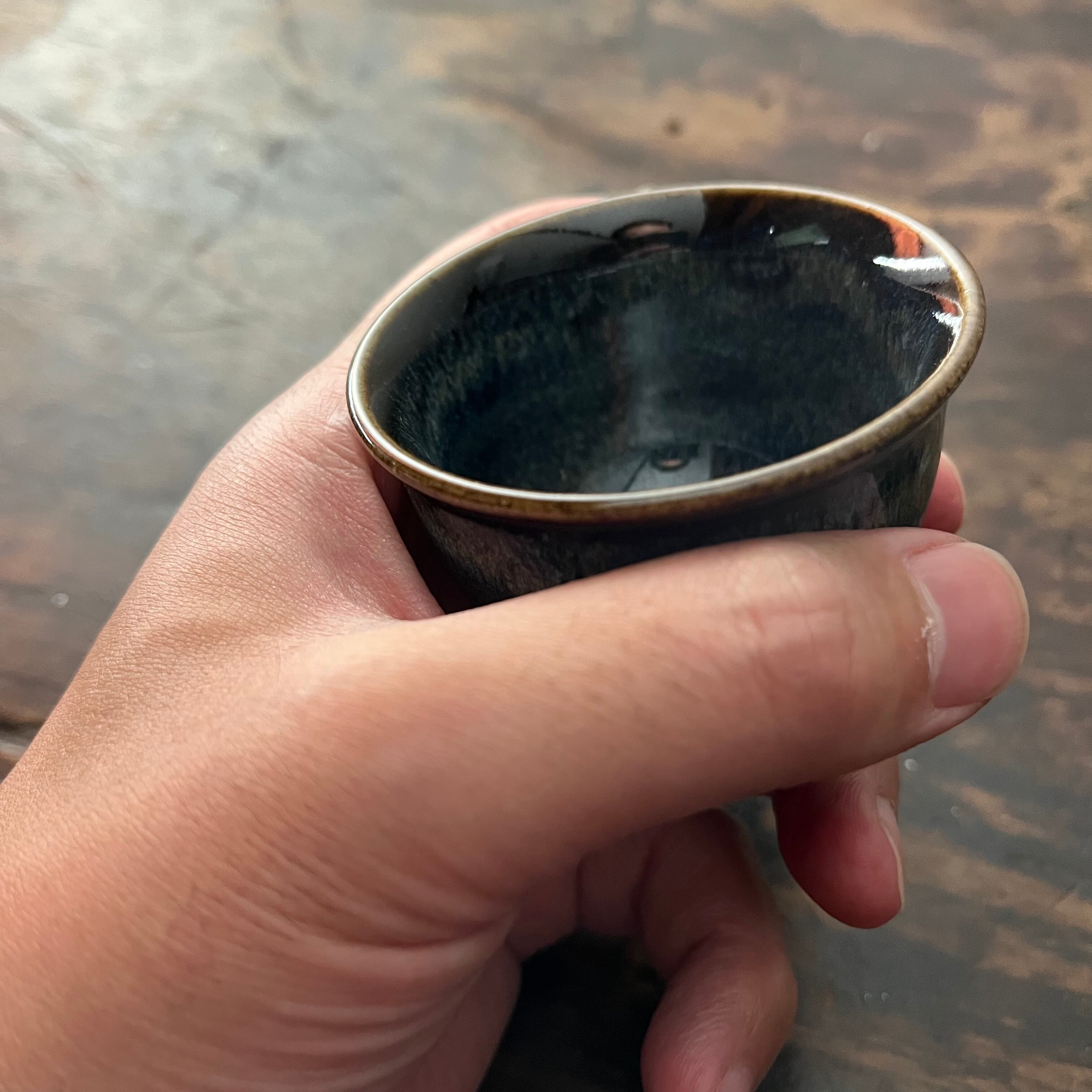 Cup 天目 ぐい呑 (80 cc) | TSUNE;田中恒子の器 オンラインストア Cup 天目 ぐい呑 (80 cc) | TSUNE;田中恒子の器 オンラインストア