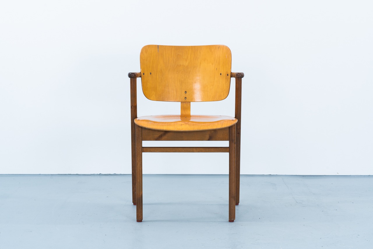 Ilmari Tapiovaara | Domus chair